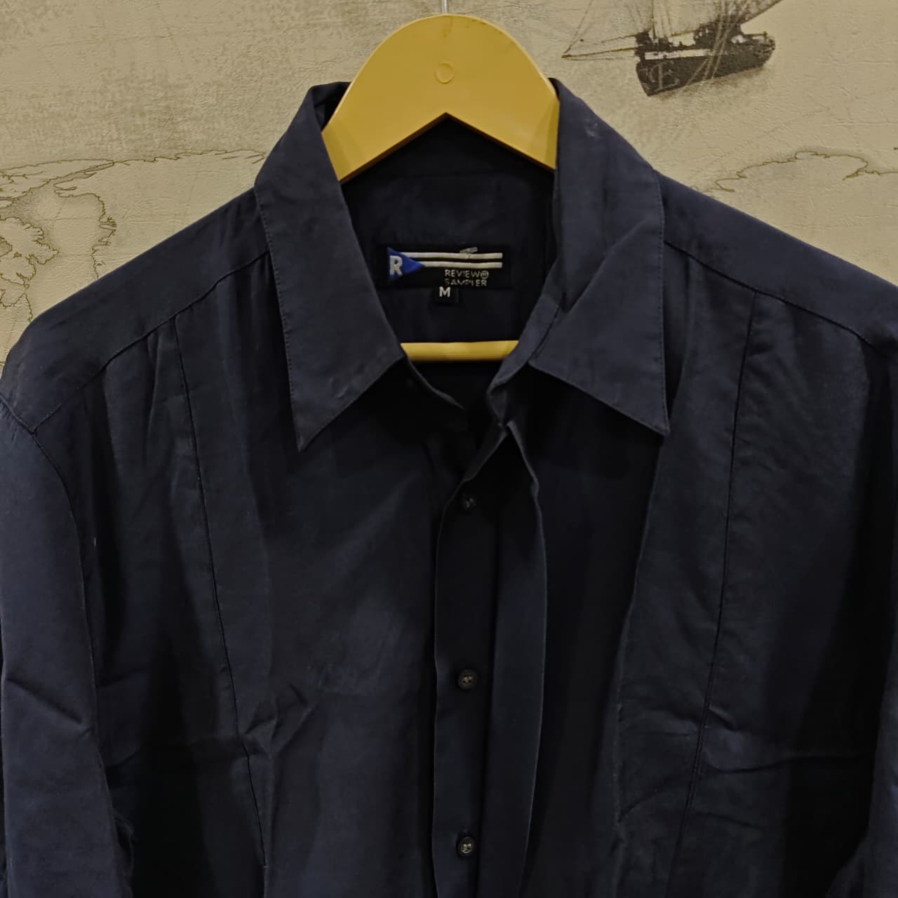 REVIEW SAMPLER Men's Shirt - Navy Blue (L)