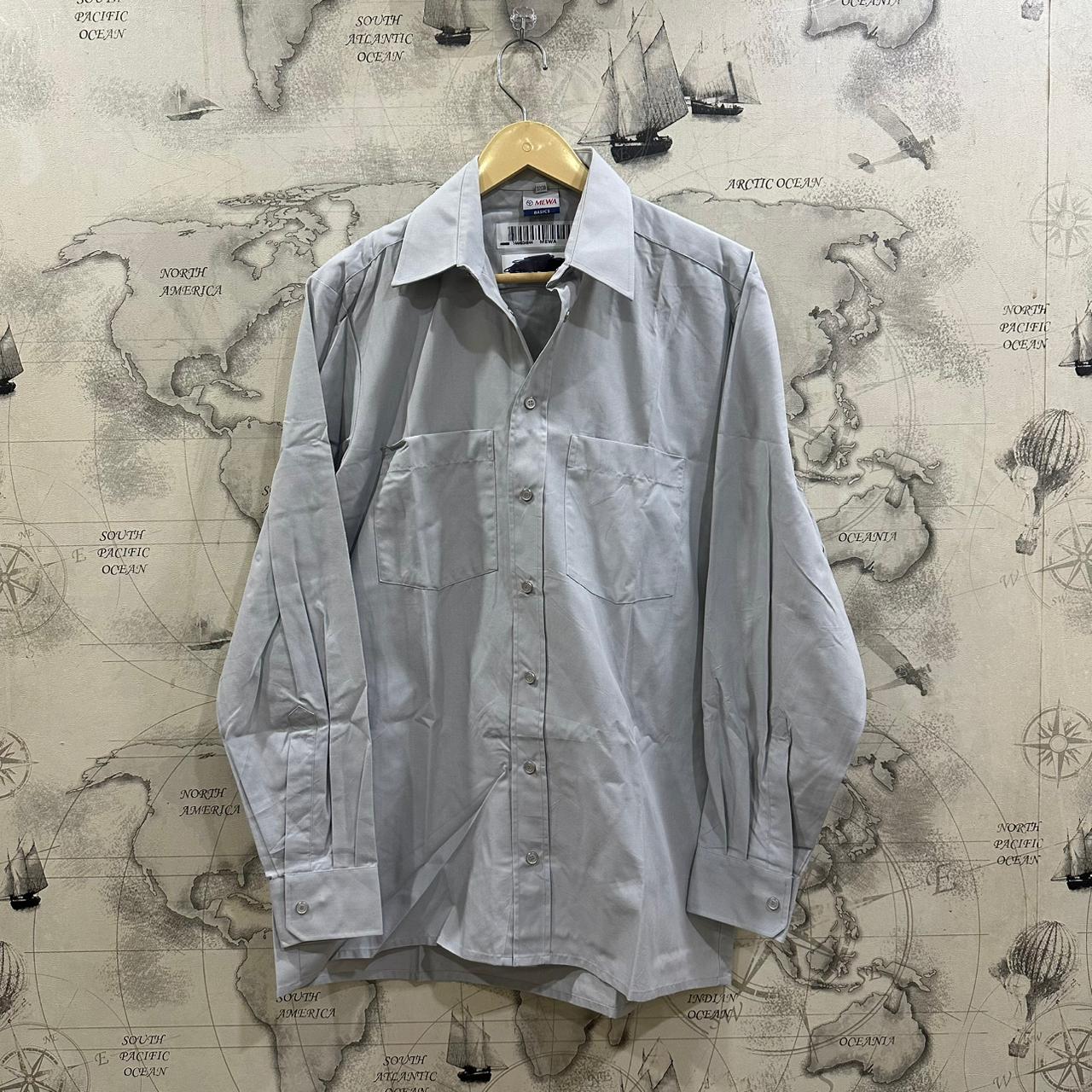 MEWA Men's Shirt - Light Grey (M)