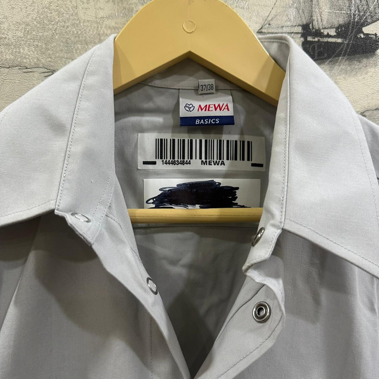 MEWA Men's Shirt - Light Grey (M)