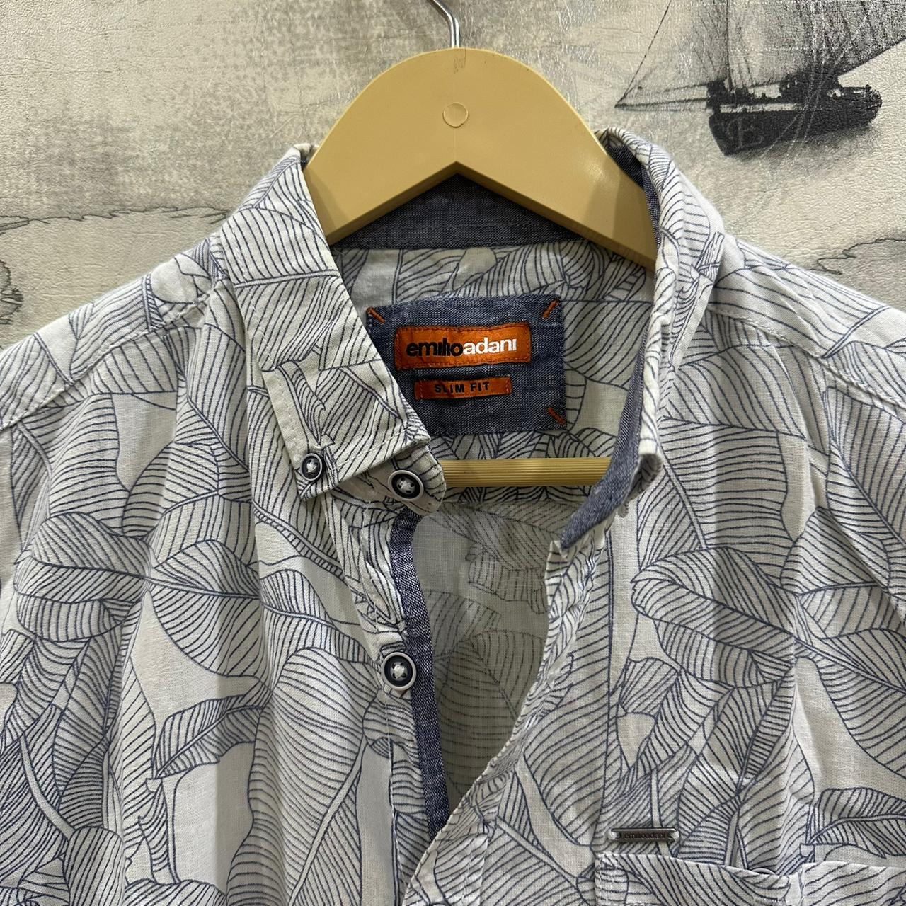 Emilio Adani Men’s Shirt - White & Blue Patterned (M)