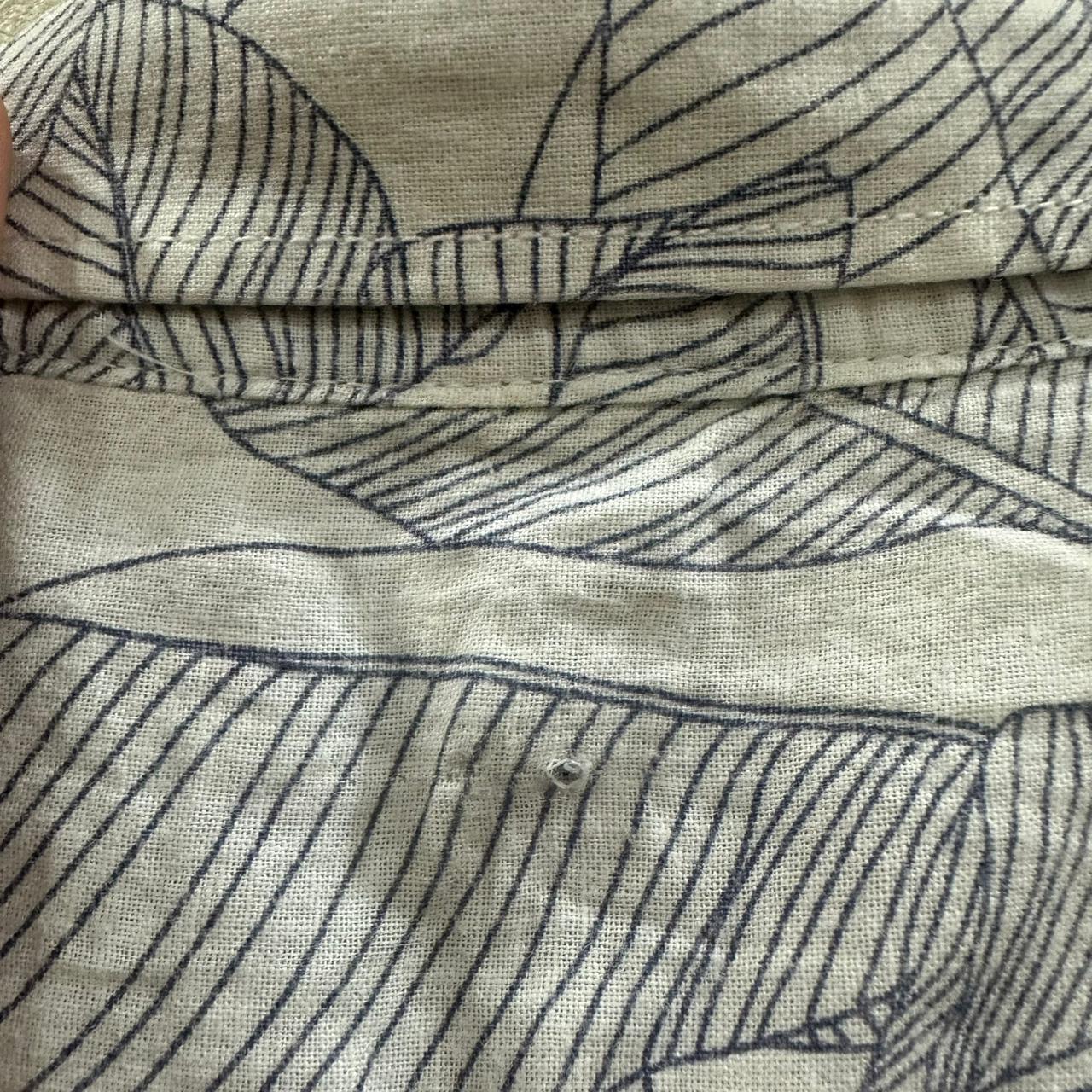 Emilio Adani Men’s Shirt - White & Blue Patterned (M)