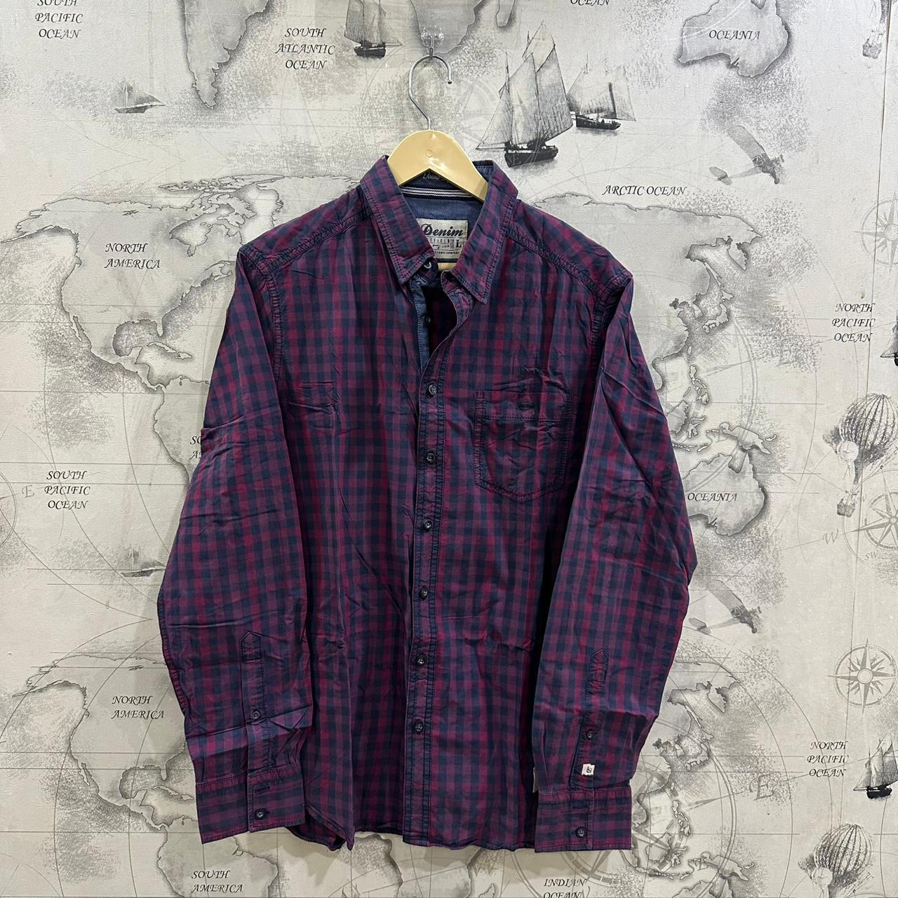 Basefield Men’s Shirt - Red & Blue Checkered (S)